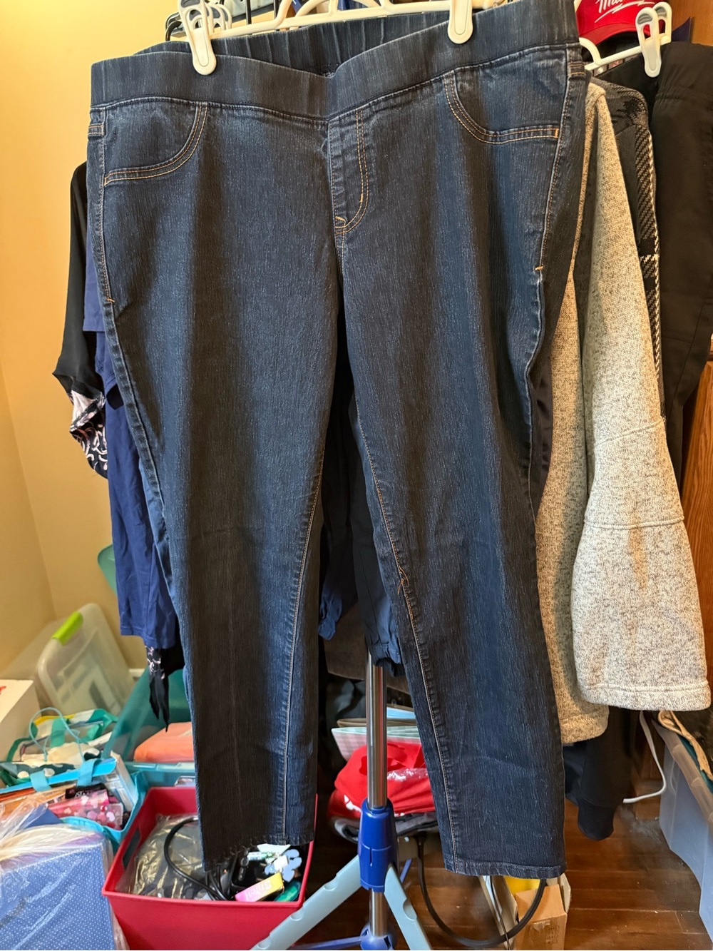 Old Navy Dark Blue Pull-On Jeggings
